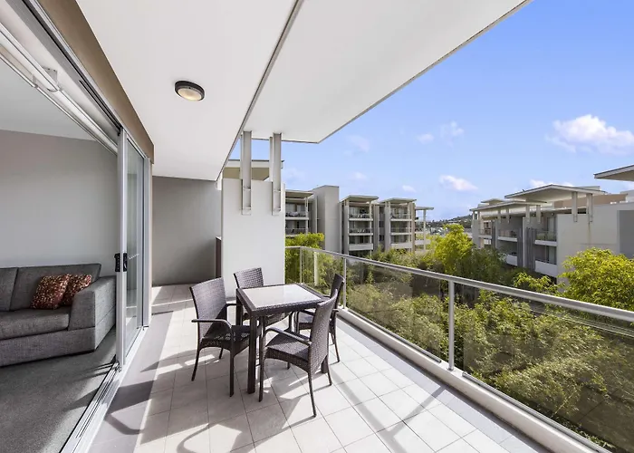 Oaks Brisbane Mews Suites