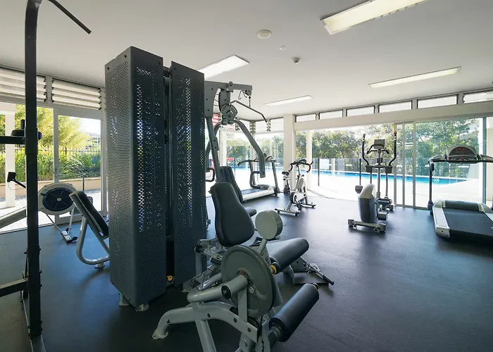 Oaks Brisbane Mews Suites